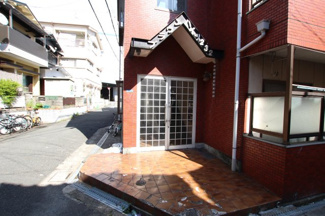 【エントランス】