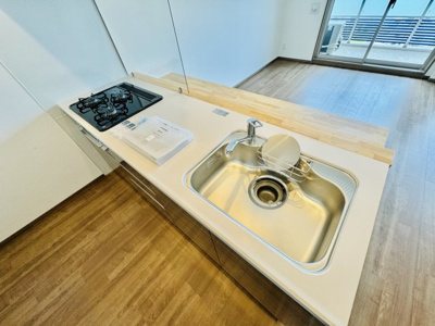 【キッチン】 | スプランディッド難波WESTIII