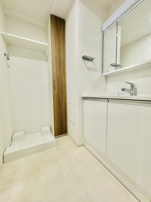 【独立洗面台】 | スプランディッド難波WESTIII