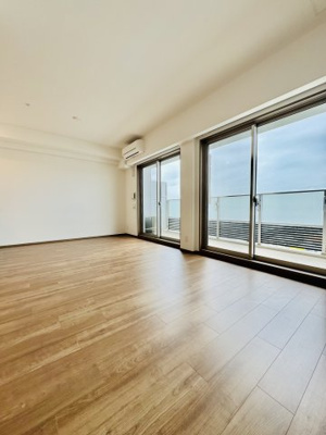 【居間・リビング】 | スプランディッド難波WESTIII