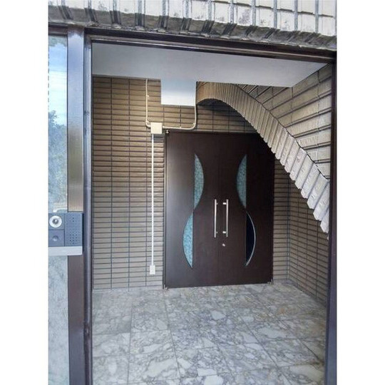 阿野町 DK豊明ビルのエントランス