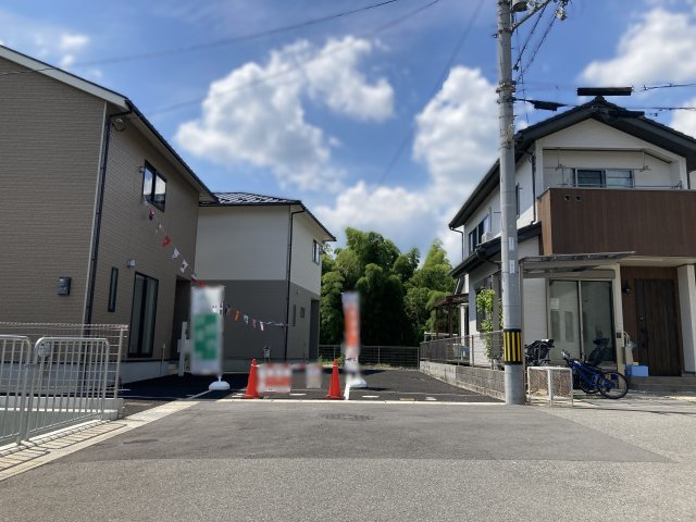 北区上賀茂西上之段町2号棟の前面道路含む現地写真