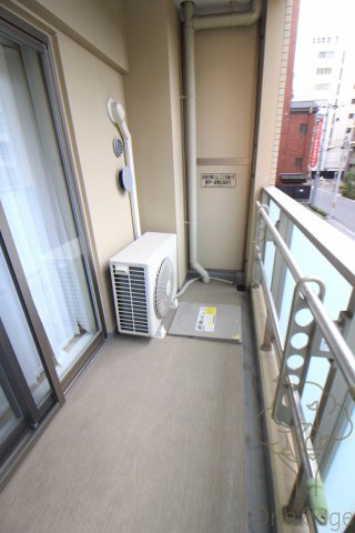 ファインフラッツ南森町のバルコニー