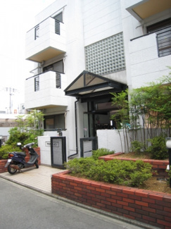 【エントランス】