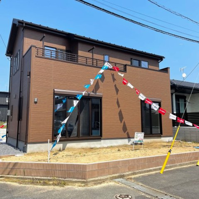 【外観】 | 香取市みずほ台2号棟（いろどりアイタウン） | 即日のご見学も可能です。お気軽に0476-37-3888までお問合せ下さい。