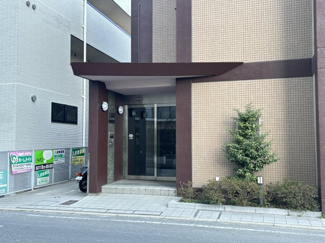 【エントランス】