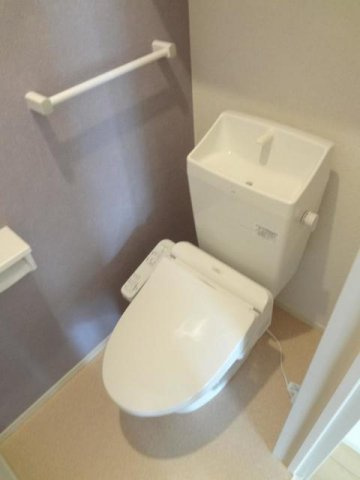 ノースリバーⅡ番館　Ｂのトイレ|シンプルで使いやすいトイレです