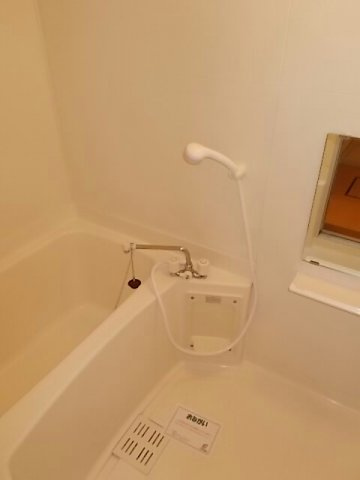 メルベイユの浴室|コンパクトで使いやすいお風呂です