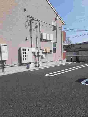 Ｆ．グローリアⅡの駐車場|駐車場です
