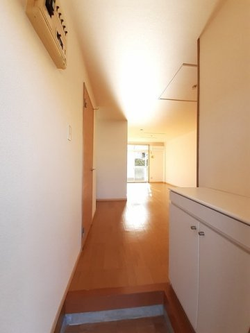 六田アパートＨＡＭＡＤＡの玄関|シンプルで使いやすい玄関です