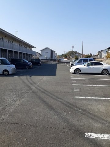ドリームハイツ辻Ｂの駐車場|駐車スペースもあります