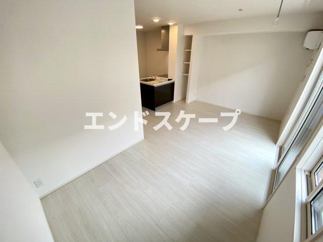 コンフォートレジデンス　Aの居間・リビング|高崎、前橋エリアのお部屋探しはエンドスケープまで！お客様の理想お聞かせ下さい♪
