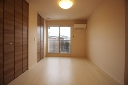 【寝室】Ｄ　ｍａｉｓｏｎ　西崎