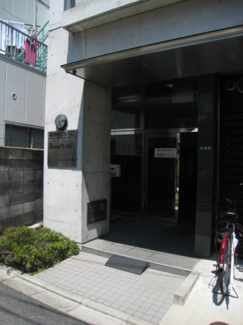 【エントランス】