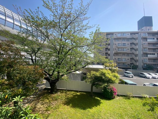 グリーンコーポ東一社A棟の展望|バルコニーからの眺望です。