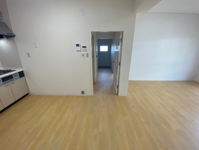 グリーンコーポ東一社A棟のキッチン|自然と家族が集まる明るいリビング☆