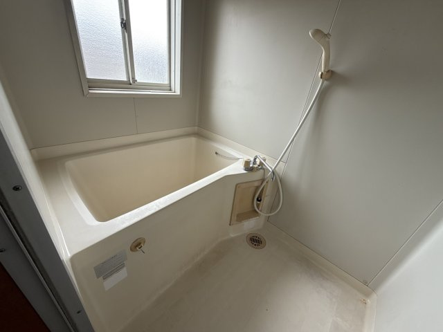 ハウス新町の浴室