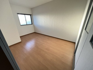 【洋室】 | 古川ビレッジ