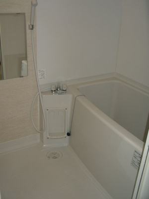 【浴室】 | ラファエル西新 | 別号室の写真になります。現況優先。