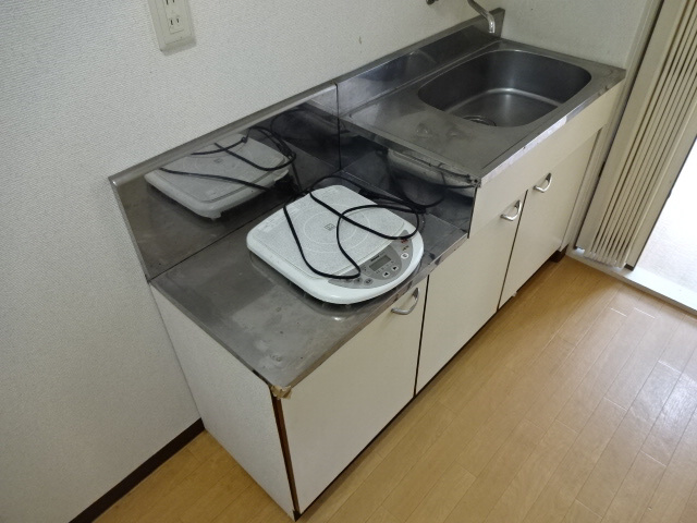 レジデンス平野のキッチン