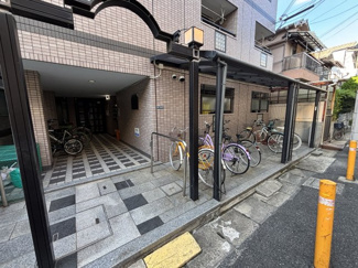 【エントランス】