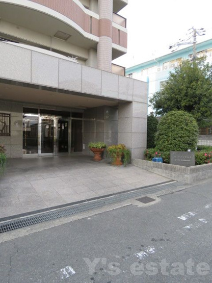 【エントランス】 | カーサステラロッサ