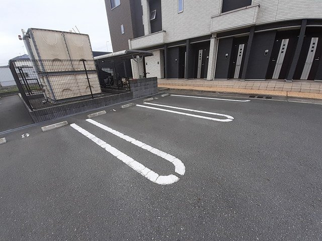 パジェール・ドゥの駐車場