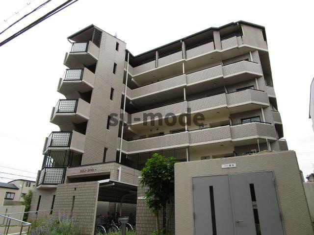 カロン・シャトー