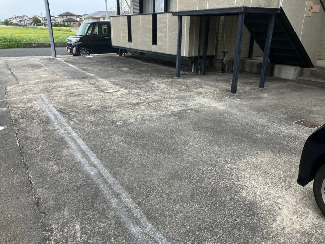 ボラボラの駐車場