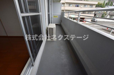 【バルコニー】 | Bellevue壱番館