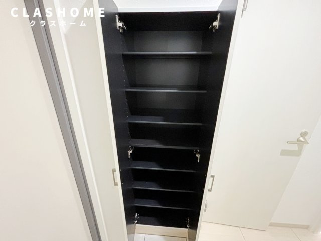 アパルトマン ドゥ ルミエール　　　刈谷市近郊の賃貸はクラスホームの収納