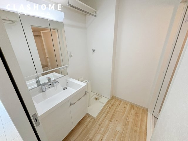 アパルトマン ドゥ ルミエール　　　刈谷市近郊の賃貸はクラスホームの洗面所