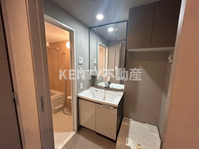 【独立洗面台】 | ＡＬＴＥＲＮＡ北品川 | 独立洗面台あり、毎朝おしゃれに忙しい女性の方におすすめです