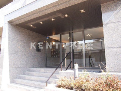 【エントランス】 | ルーブル旗の台弐番館 | 落ち着いたエントランスです