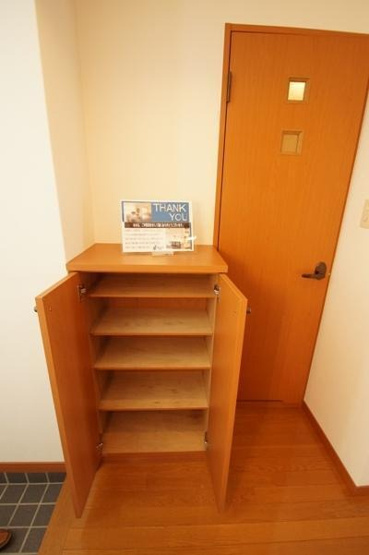 【玄関】 | ベレーザ平尾 | 物件の画像6