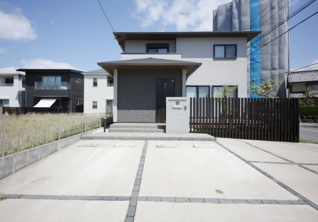 新開町１丁目戸建ての駐車場