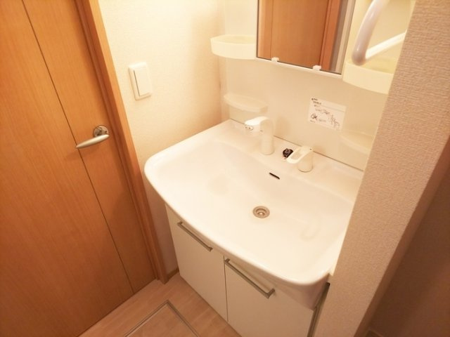 サニーコートB棟の洗面所