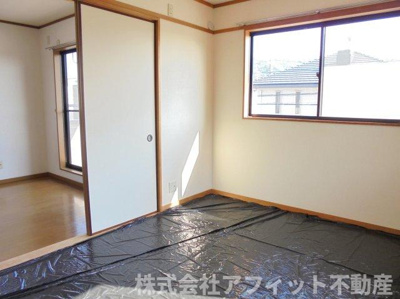 【寝室】 | 千田藤井住宅 | 洋室6帖　※洋室にリフォーム済