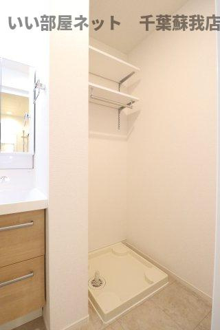 モンレーヴAの洗面所|洗濯機置場