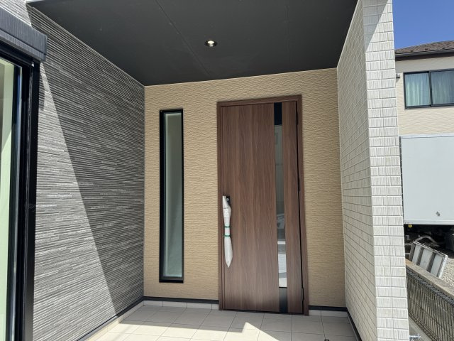 八潮市中央１丁目新築戸建のエントランス|エントランス・玄関ポーチ