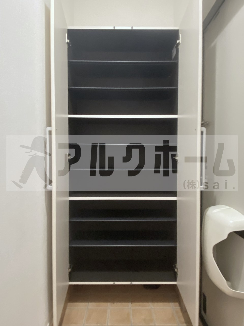 ビラアリエッタの玄関