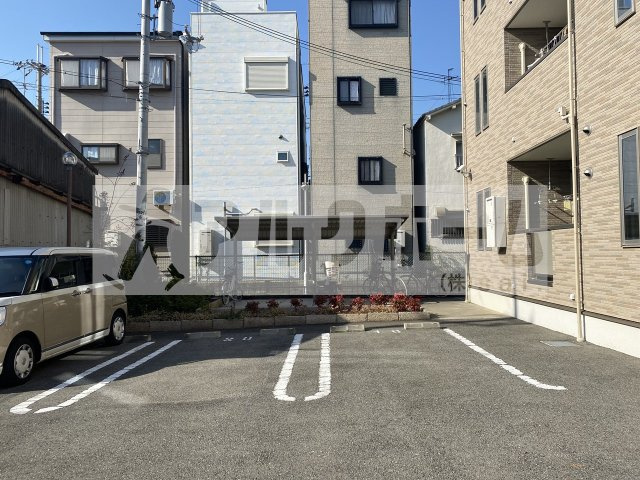 ビラアリエッタの駐車場