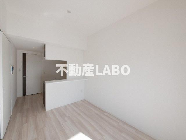 セレニテ福島プリエの居間・リビング