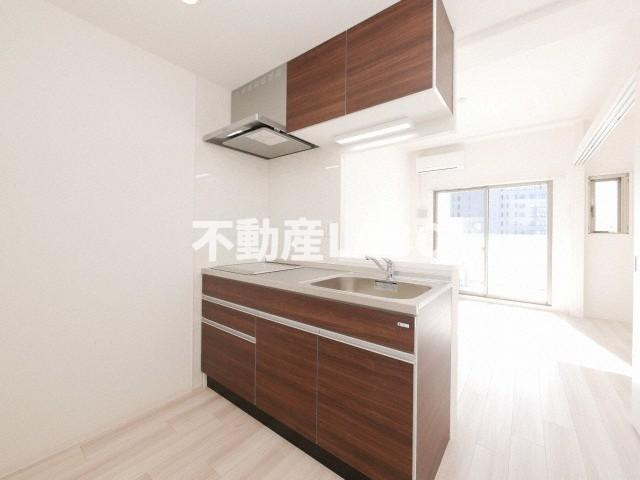 セレニテ福島プリエのキッチン