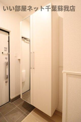 モンレーヴＡの玄関|ゆったりとした玄関です