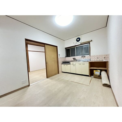 【居間・リビング】 | 南加賀屋4丁目貸家