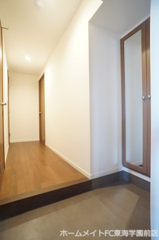 熊本市東区長嶺東５丁目の賃貸マンションの玄関