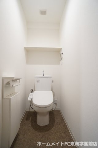 熊本市東区長嶺東５丁目の賃貸マンションのトイレ