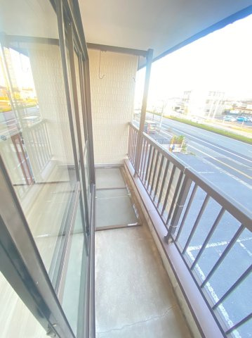 【バルコニー】