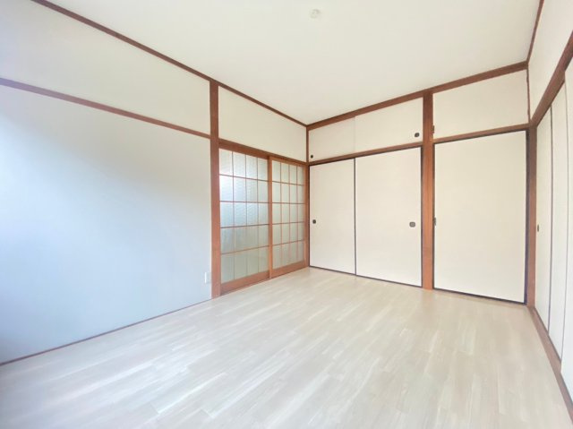 【寝室】